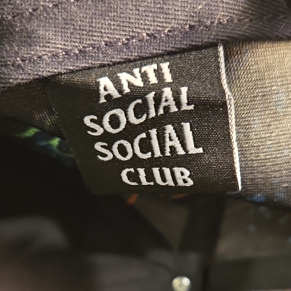 Anti Social‎ Social Club X Body Glove Liquid Cap - Picture 2 of 13